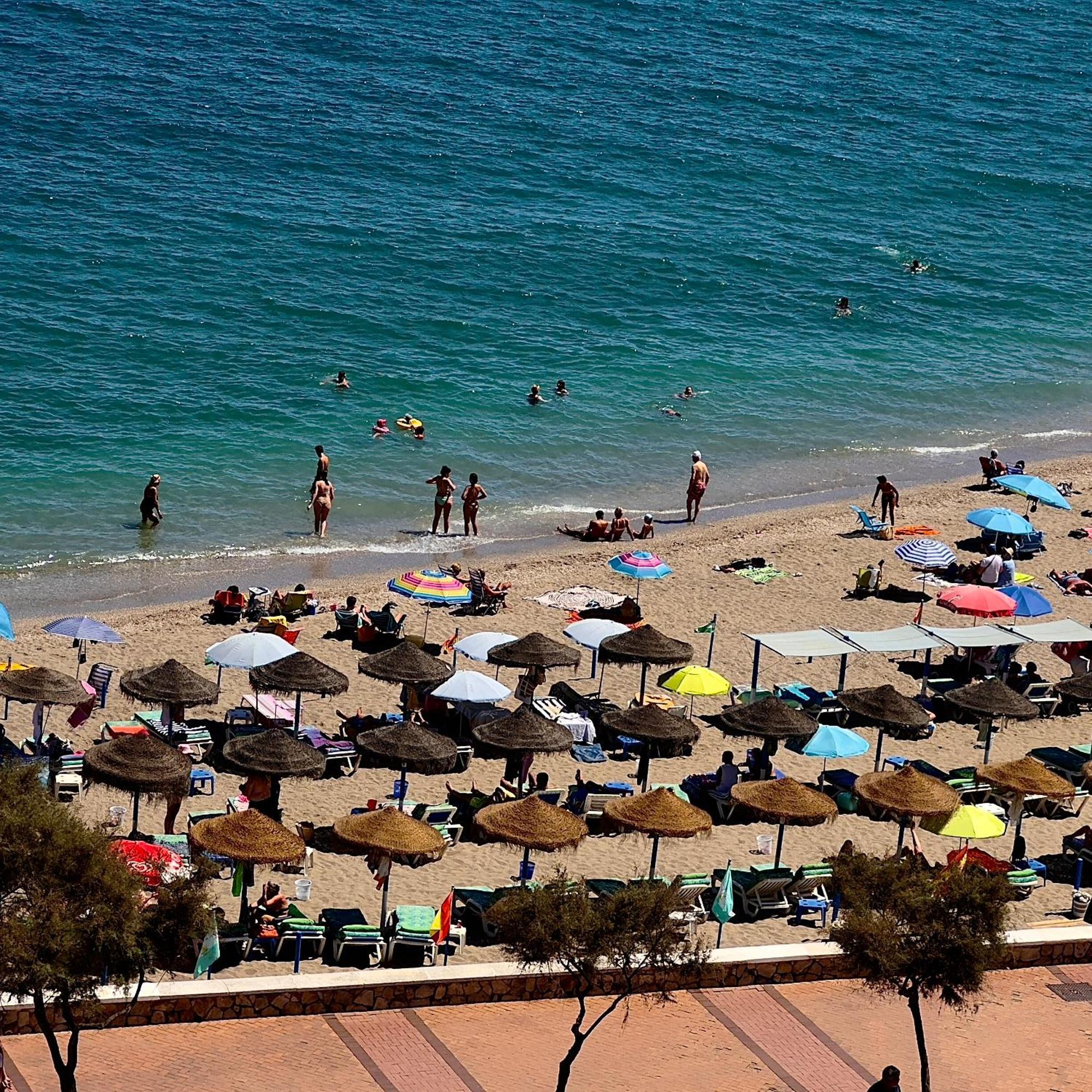 Fantastico Apartamento A Pie De Playa By Renthas Apartamento Fuengirola Exterior foto